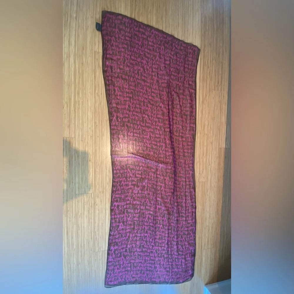 Louis Vuitton Neon Pink LV Stephen Sprouse Graffiti Scarf - Rare - Picture 5 of 5